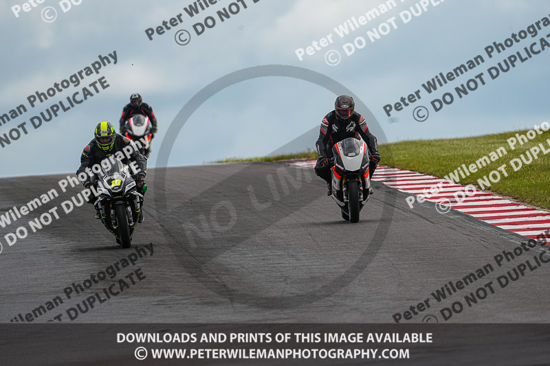 donington no limits trackday;donington park photographs;donington trackday photographs;estoril;event digital images;motorbikes;no limits;no limits trackdays;peter wileman photography;portugal;trackday;trackday digital images;trackday photos